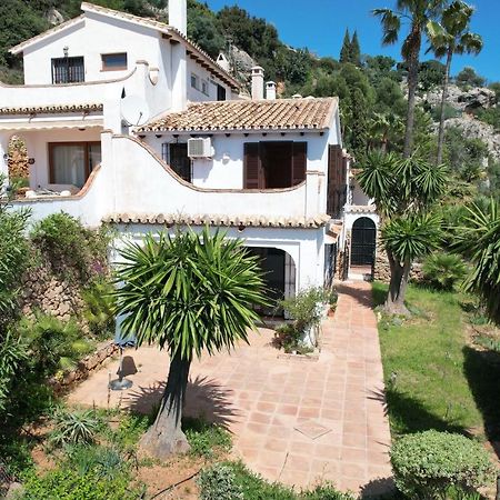 Terraced House In The Mountains With Fantastic View Villa Málaga Eksteriør billede